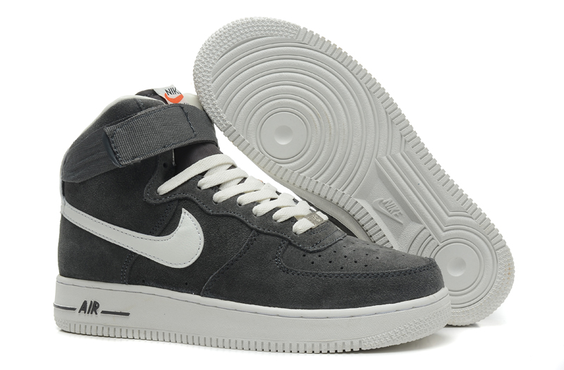 Hommes Noirs Nike Air Force 1 Grande Fourrure Gris Chaussures Nouveau